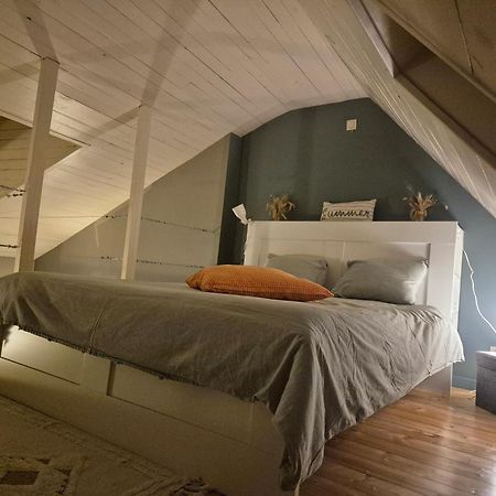 Studio Au Centre De Chimay, Arrivee Autonome Экстерьер фото