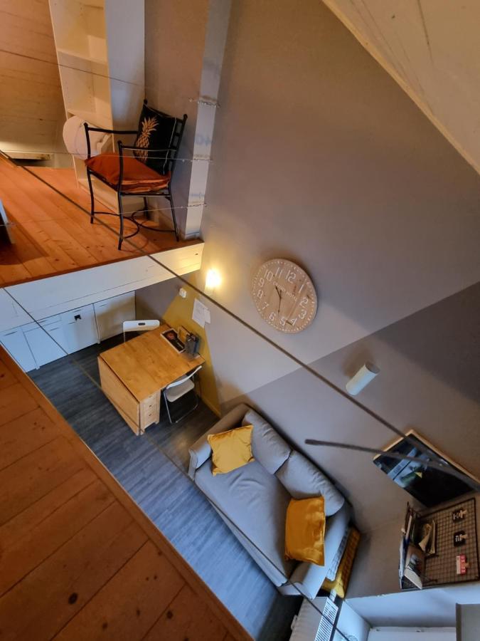 Studio Au Centre De Chimay, Arrivee Autonome Экстерьер фото
